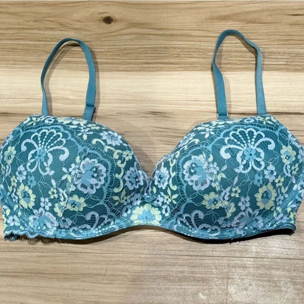 Victoria’s Secret Padded No Wire Dream Angels Floral Lace Bra Women’s 32D